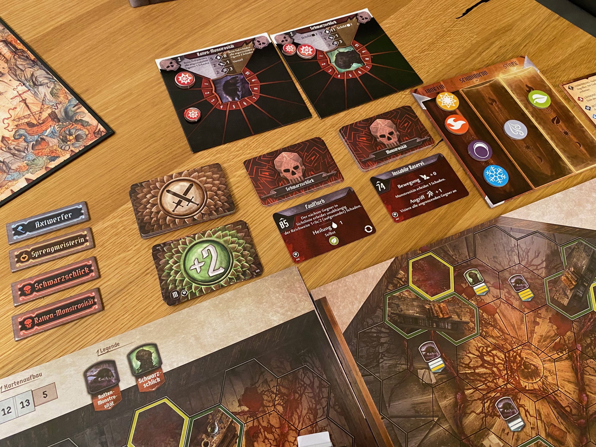 Monster Aktionen und Monster Deck